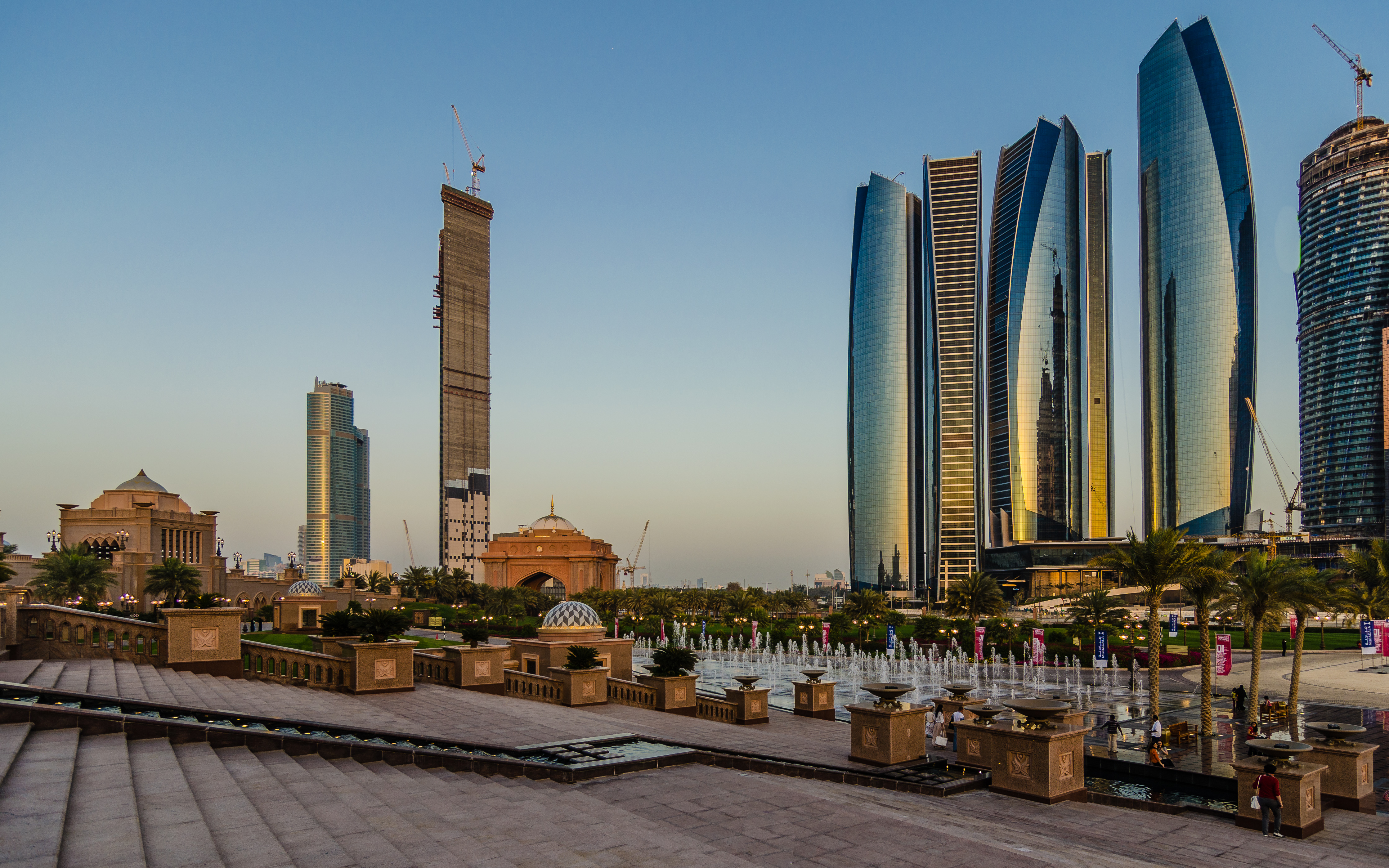 Столица ОАЭ Абу-Даби
