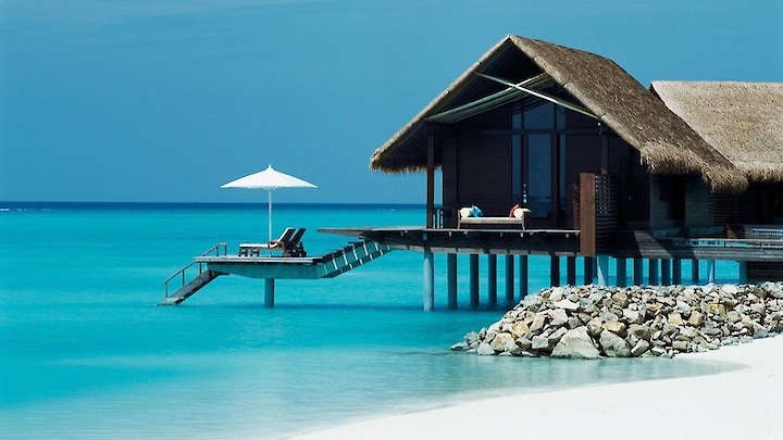New year in Maldives - Guaranteed rooms!